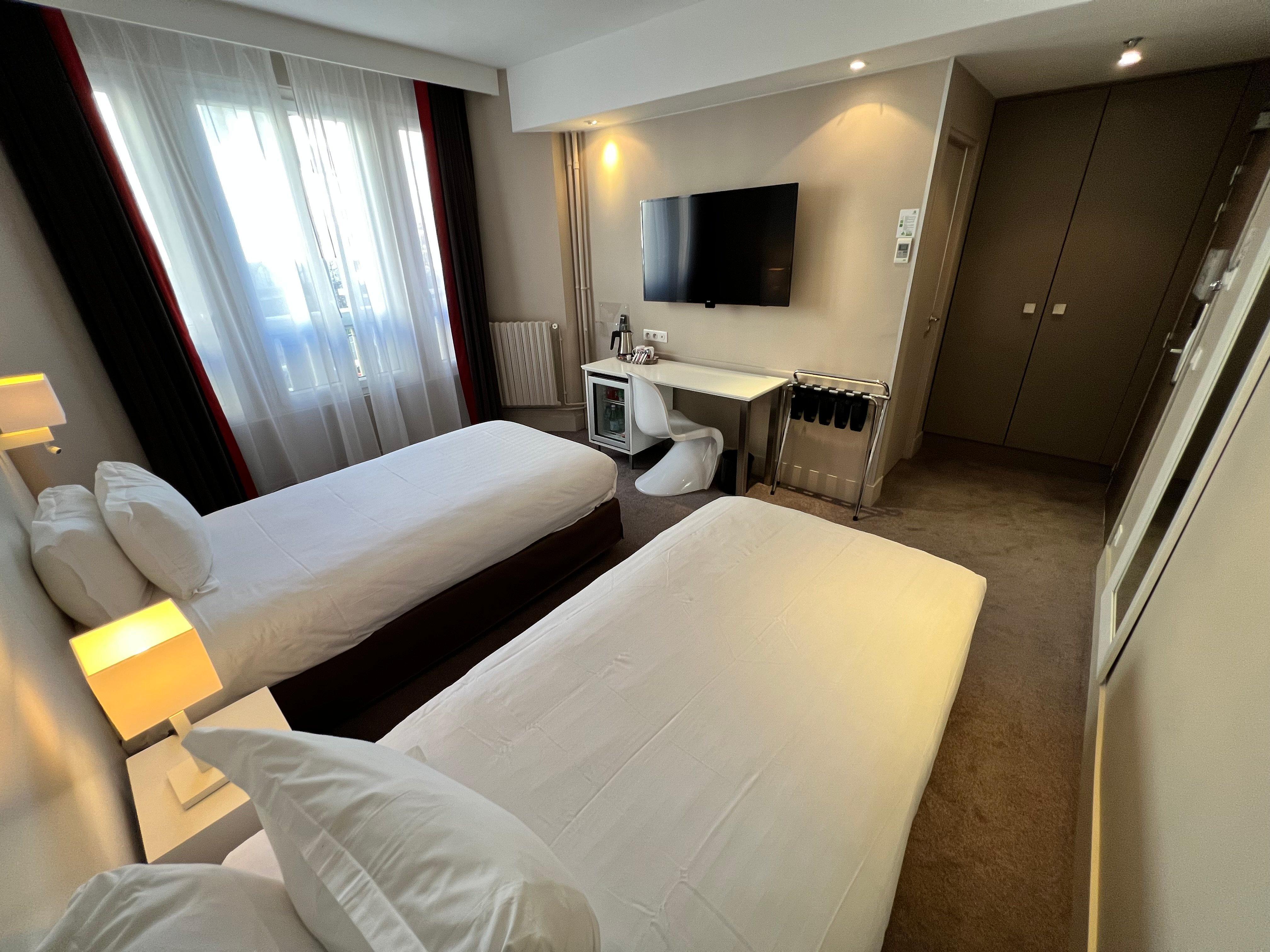 Hotel Paris-auteuil By Ihg Parijs